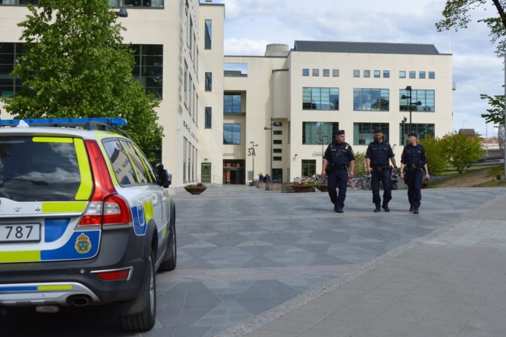 Swedish Police TETRA Vehicle Terminals